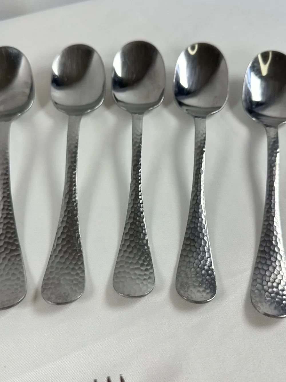 Stainless China Flatware, 17 Piece, Hammered Silver Pattern, Dinner, Salad, Soup